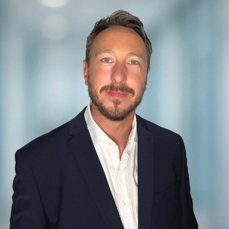 How entrepreneurs weigh costs and infrastructure when choosing travel bases 33 1748274422203